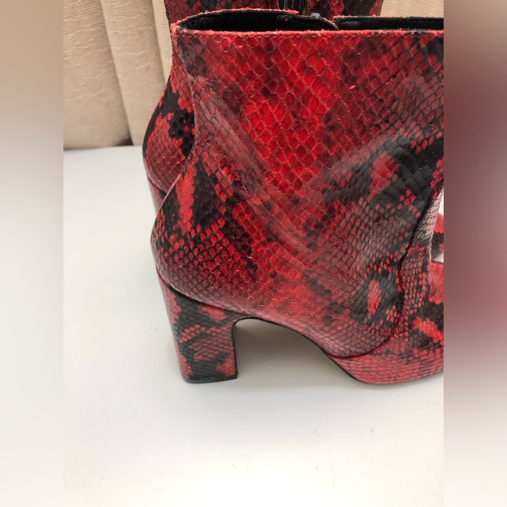 Stuart Weitzman Fifer Red Python Print Leather Bo… - image 5